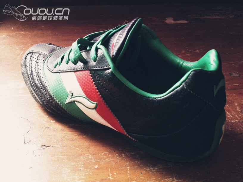 还记得这支广告和这双鞋吗?