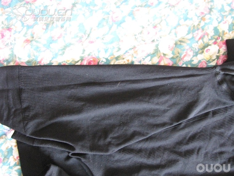 请问这件JOMA霍马 BRAMA CLASSIC正品不?