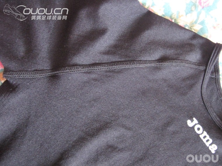 请问这件JOMA霍马 BRAMA CLASSIC正品不?