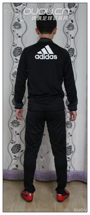 真人show,米兰训练套。