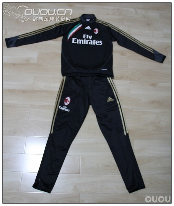 真人show,米兰训练套。