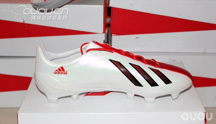 求购阿迪达斯F50梅西专属配色