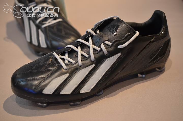 索然无味的噱头—荧光版F50