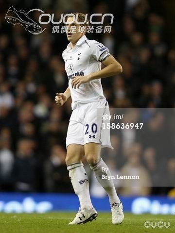 我是UA,请叫我安德玛!