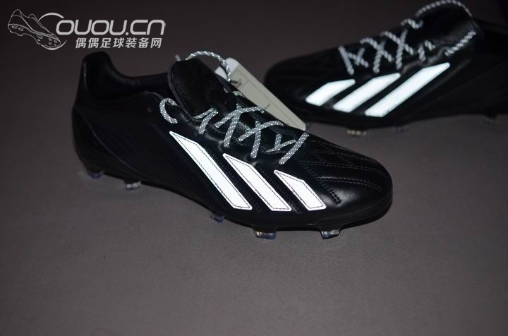 索然无味的噱头—荧光版F50