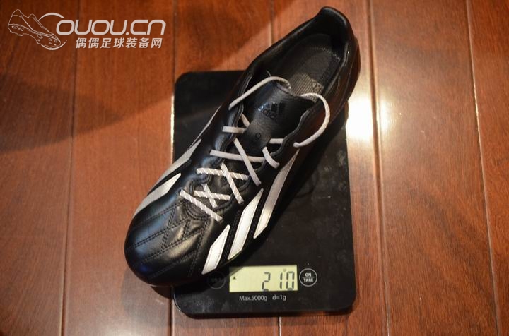 索然无味的噱头—荧光版F50