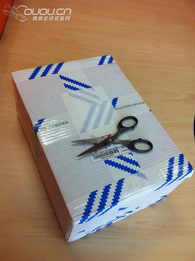 双十一好价F30到手,惹火红。