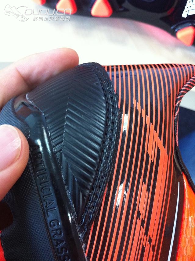 双十一好价F30到手,惹火红。