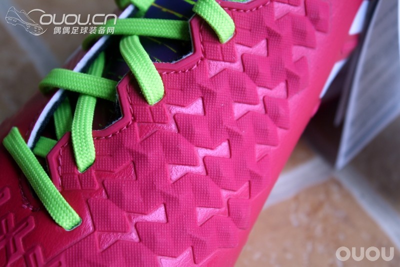 猎鹰LZ II玫红桑巴配色Predator Absolion LZ TF