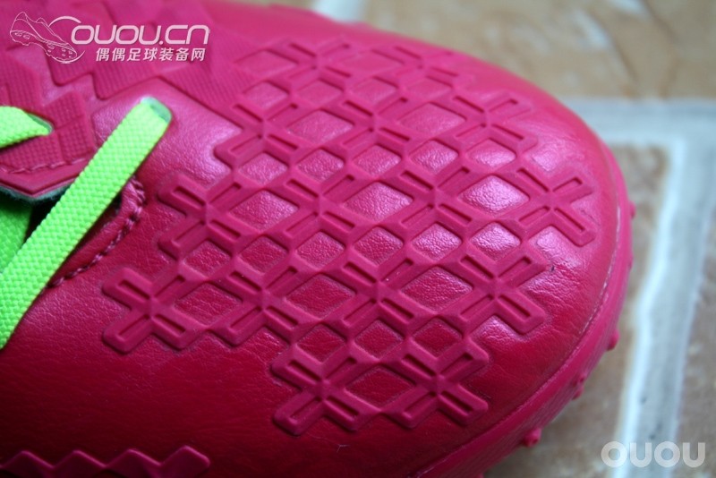 猎鹰LZ II玫红桑巴配色Predator Absolion LZ TF