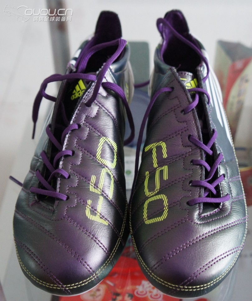 前段时间争议厂货白菜f50真假?