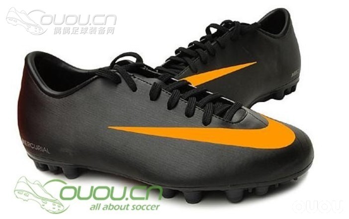 各位球星都来说说自己穿过的鞋子的宽窄呗,互相交流以备买新鞋。