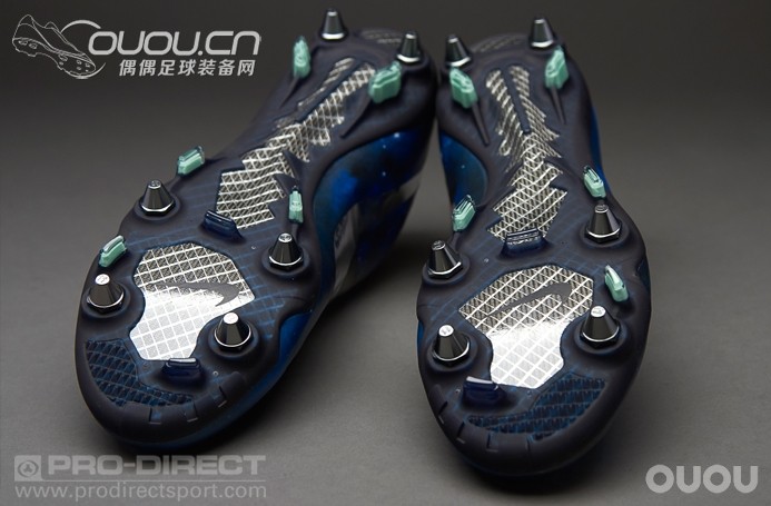 CR7 星空 SG 顶级球鞋 求大神们鉴定