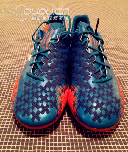 第一双猎鹰 LZ2顶级。骨折后为我送到。