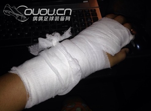 第一双猎鹰 LZ2顶级。骨折后为我送到。