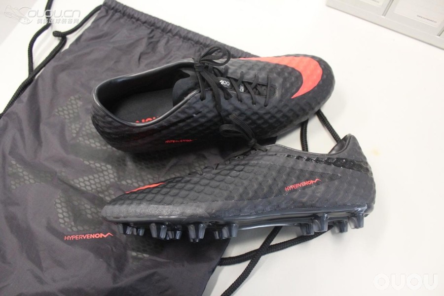 Nike Hypervenom Phantom HG顶级款毒锋黑红色作业,30张精彩大图
