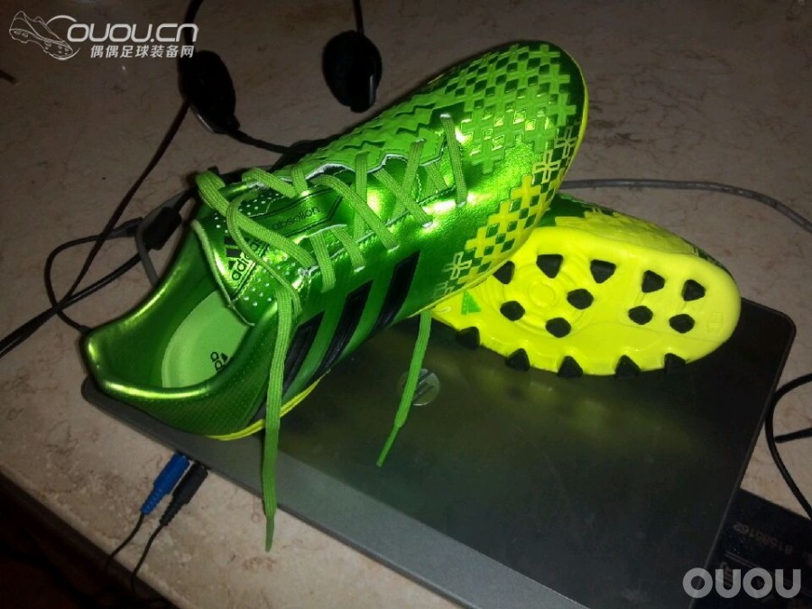 入手LZ II 次顶级,619,自加顺丰邮费629,太超值了。