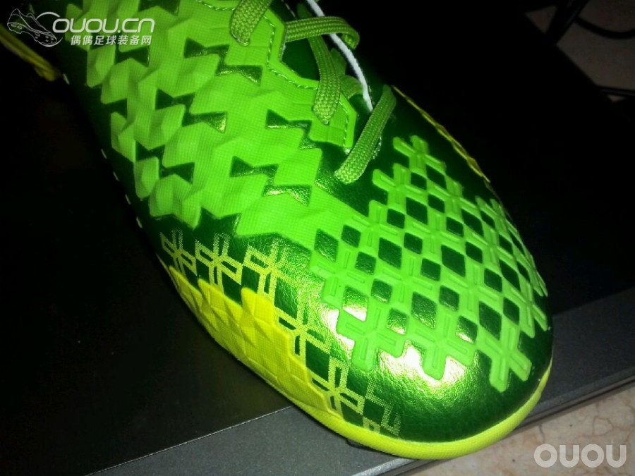 入手LZ II 次顶级,619,自加顺丰邮费629,太超值了。