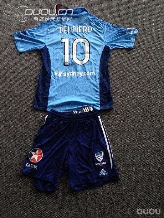 悉尼fc的皮耶罗大飞机