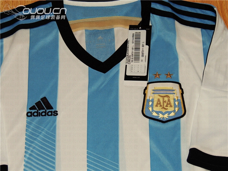(偶偶全国首发)2014世界杯款阿根廷国家队主场短袖球衣(高清细节图分享)