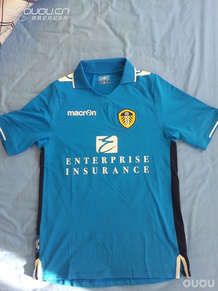 Leeds United 2nd away shirt—–with M44 printing