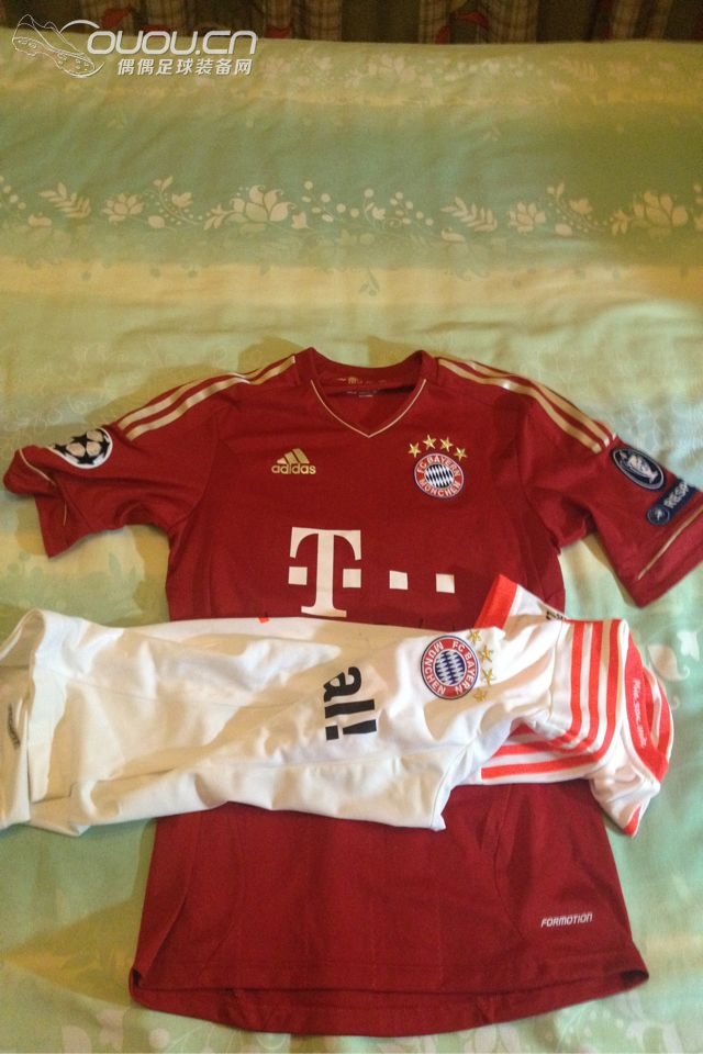 德甲球星亲笔签名球衣~