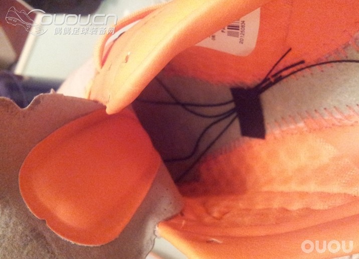 应该是论坛首发2 NIKE TIEMPO LEGACY TF 传奇5 TF