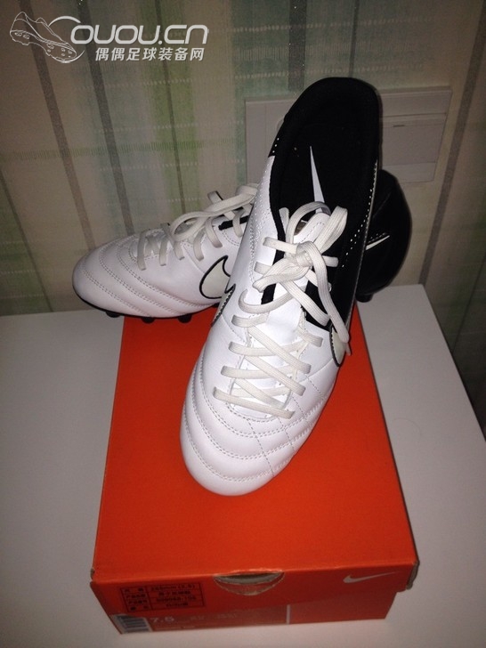 本人闲置NIKE TIEMPO MYSTIC IV AG足球鞋