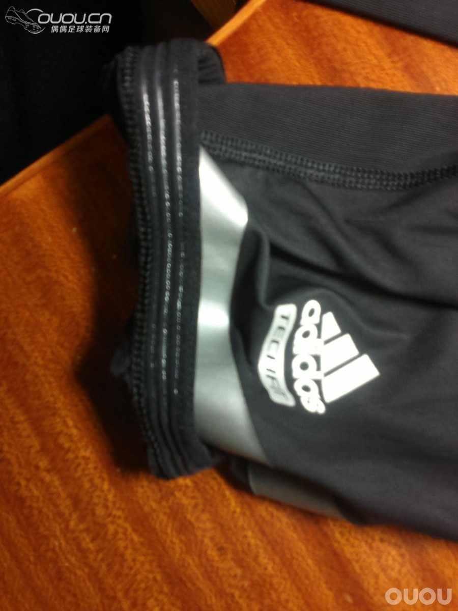 快要入冬了,分享一下自己新装备,拍照时候新发现哦~~