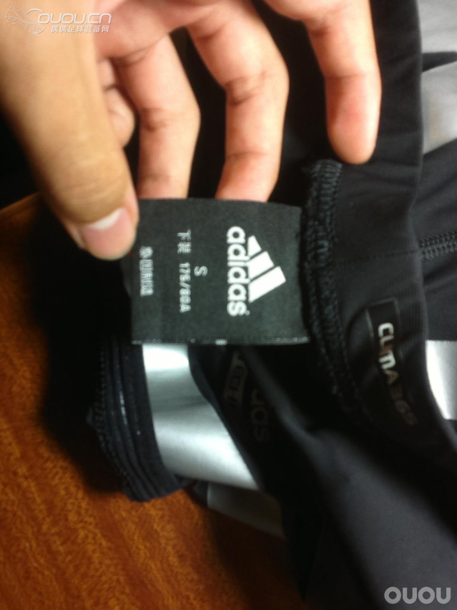 快要入冬了,分享一下自己新装备,拍照时候新发现哦~~