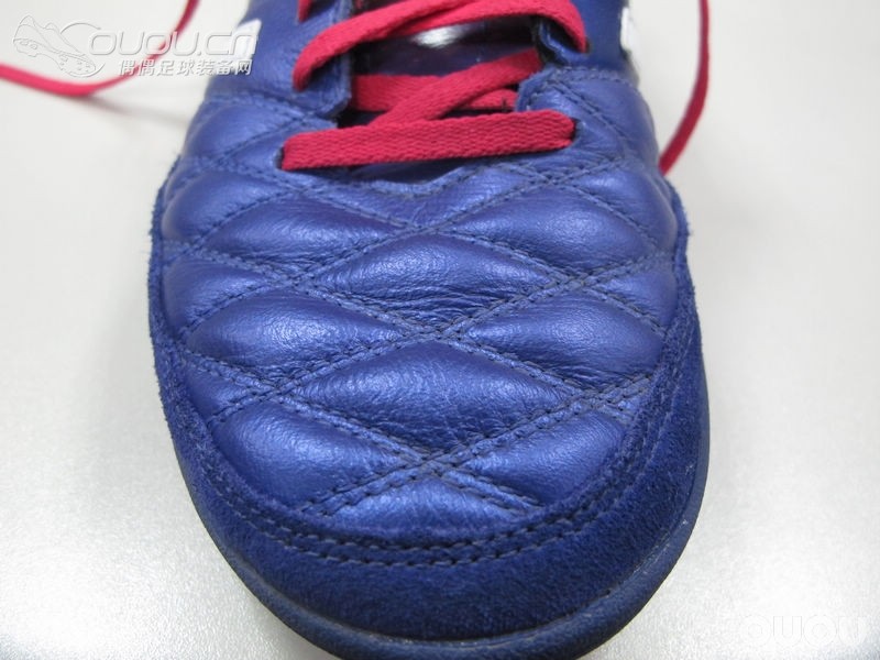 adidas 11nova tf 简单评测