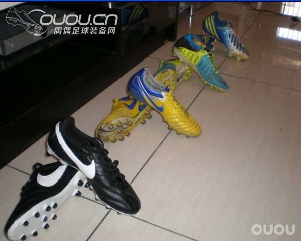 2013我的鞋子、附上球队全家福、