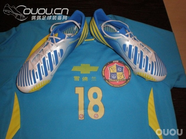 2013我的鞋子、附上球队全家福、