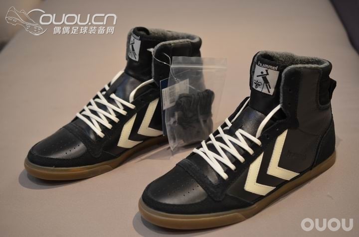 灯红酒绿的黄蜂—Hummel Serrate 2