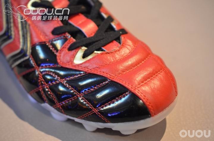 灯红酒绿的黄蜂—Hummel Serrate 2