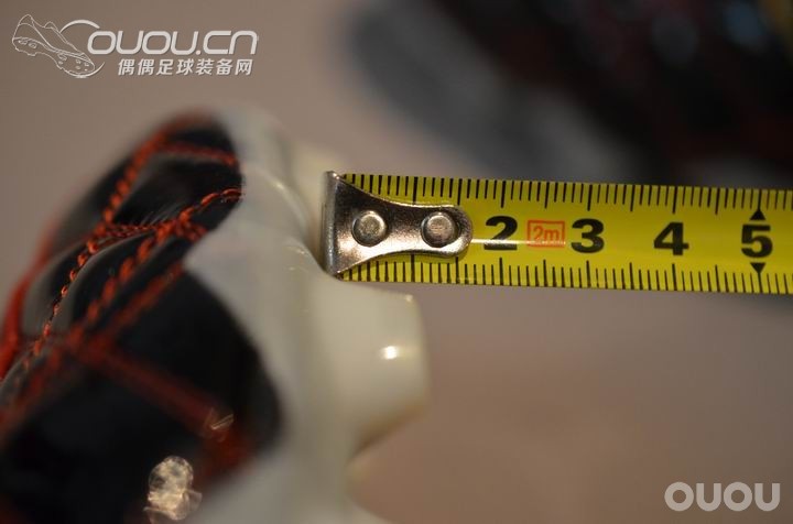 灯红酒绿的黄蜂—Hummel Serrate 2