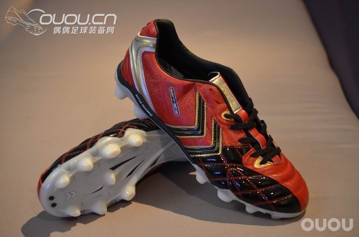 灯红酒绿的黄蜂—Hummel Serrate 2