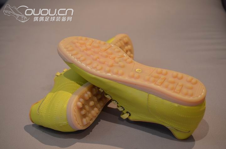 另类限量—Pantofola d'Oro Lazzarini 200