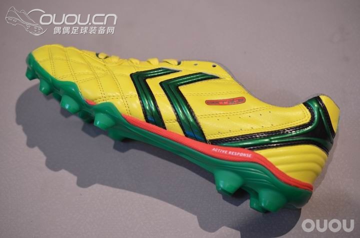 灯红酒绿的黄蜂—Hummel Serrate 2