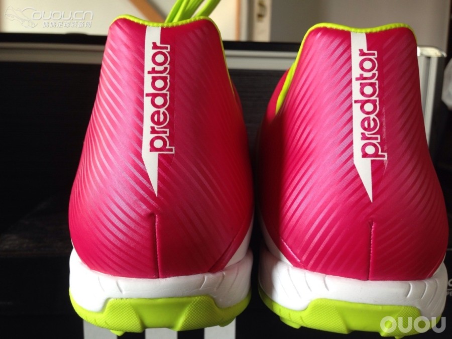 猎13 桑巴粉色 中端 TF 收到拍几张