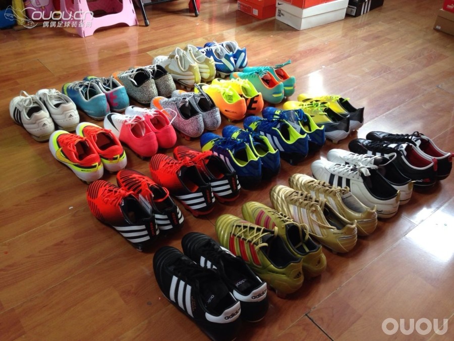 祝论坛的兄弟们【马年吉祥、马上有鞋】