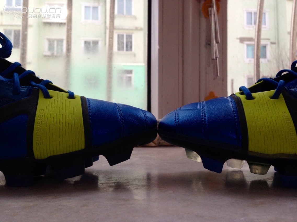 2双自己喜欢的鞋子,终于还是收了FG的。