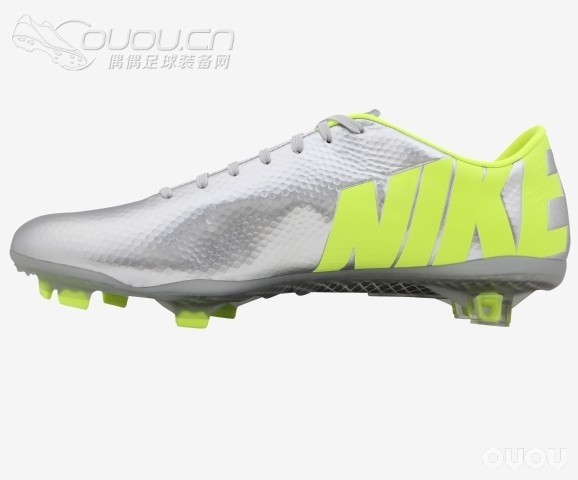 刺客9复刻水星配色在NIKE中国官网悄然上市,价格1999