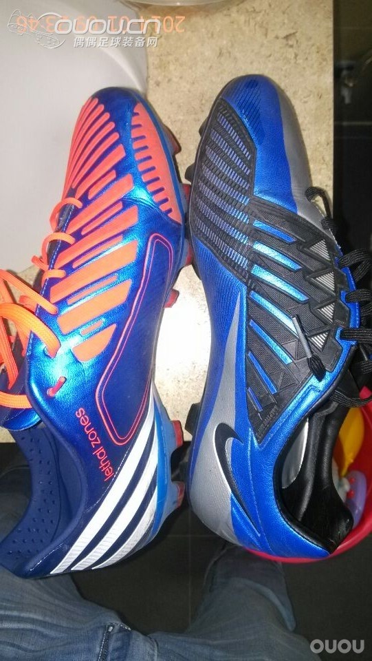 我要顶级战靴の朝花夕拾 猎鹰12 HG vs T90 Laser IV HG