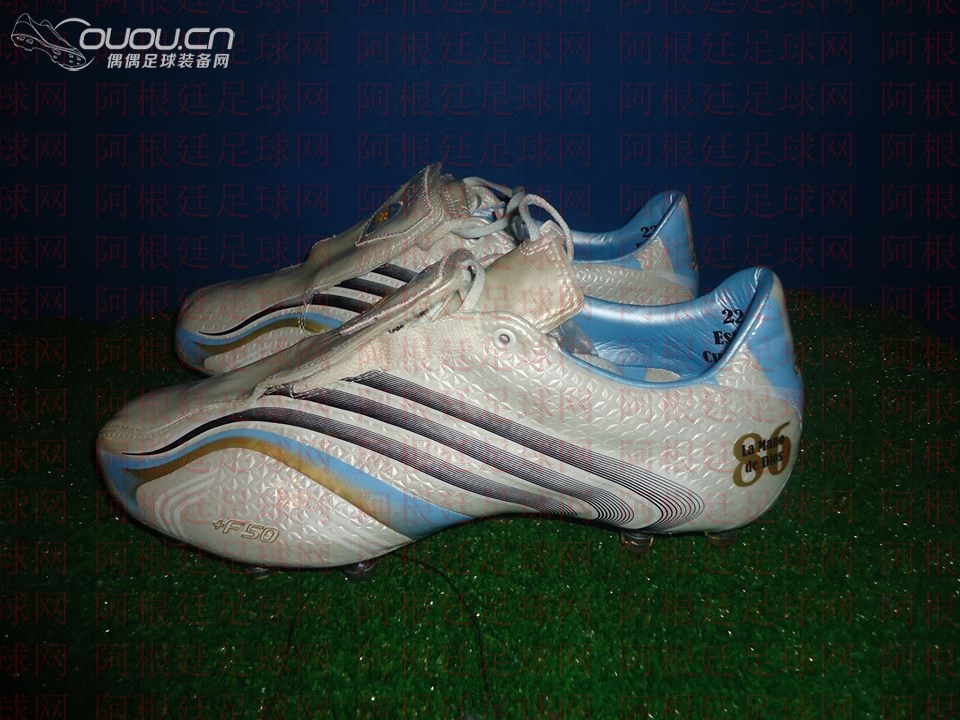 有人知道这几双落场球鞋是谁穿的吗?(不看绝对后悔)