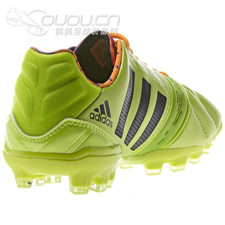 大家帮我看看这双狂战士是1.0还是2.0的