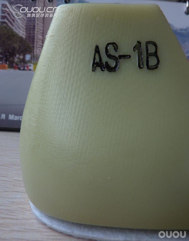 战靴工厂谈谈鞋后跟