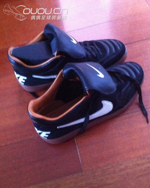 新买的 Tiempo 94 复刻 街鞋 求大家帮忙鉴定下 非常感谢