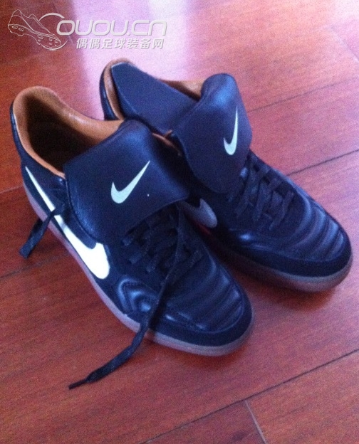 新买的 Tiempo 94 复刻 街鞋 求大家帮忙鉴定下 非常感谢