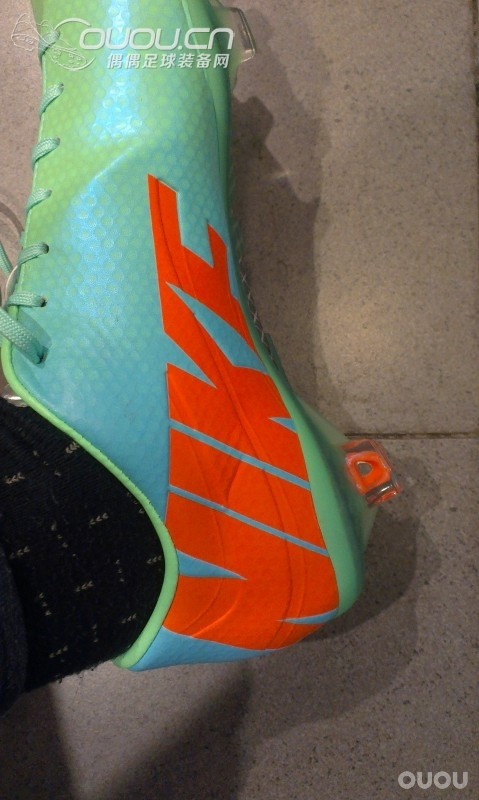 专柜试穿最新顶级MV9,这是什么…?